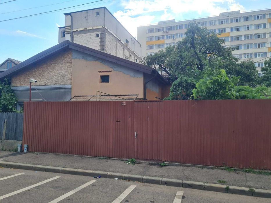 Casa 4 camere de vanzare sector 5