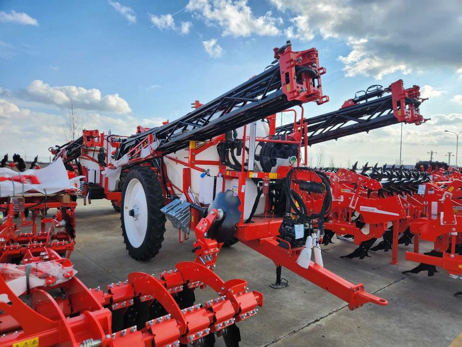 Instalatie de erbicidat Maschio Gaspardo CAMPO 32P ALA600 + BRAVO 180