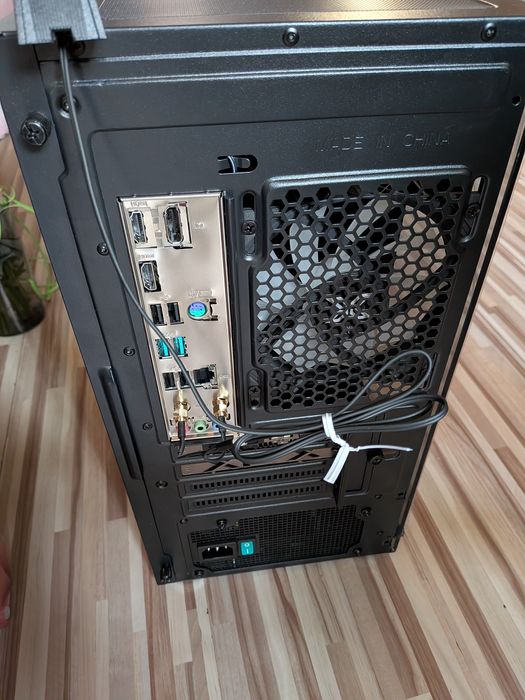 Геймърски компютър 1700 socket