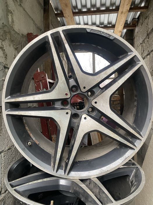 Продам диски 19 на мерс