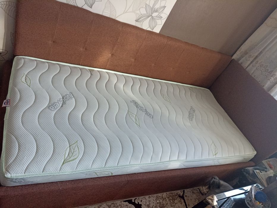 Легло с механизъм и матрак