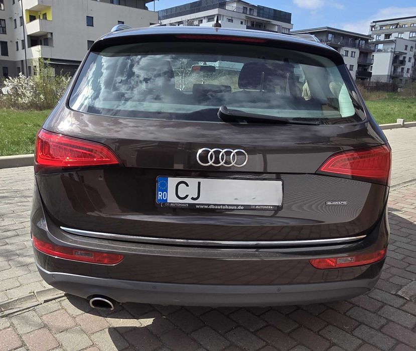 Vand Audi Q5 2.0, cutie automata, stare excelenta