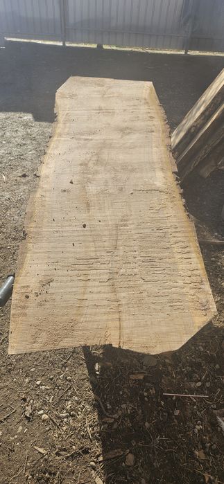 Dulap de nuc grosime 6 cm,lungime 170cm  .