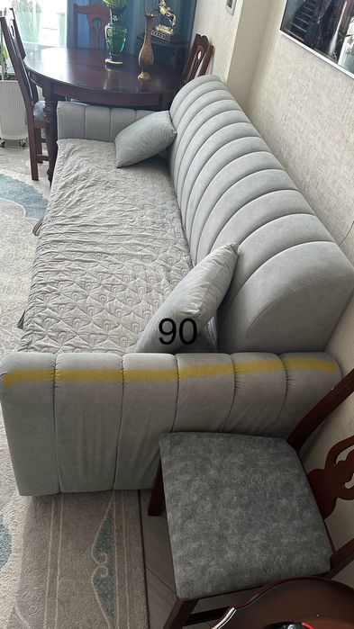 Продаётся стильный диван