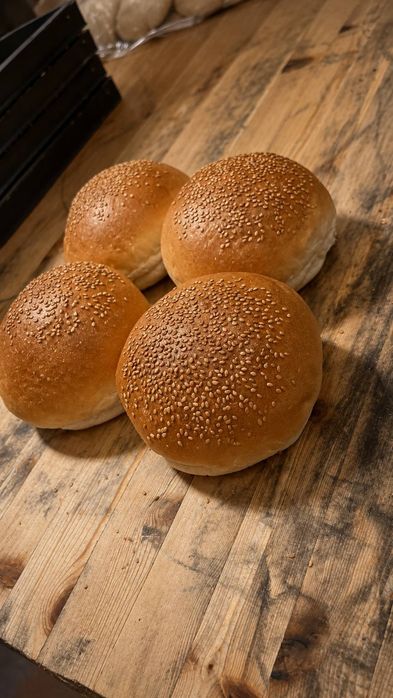 McDONALD’S  fast-food Nonlari , gamburger, hot-dog , toster , haggi