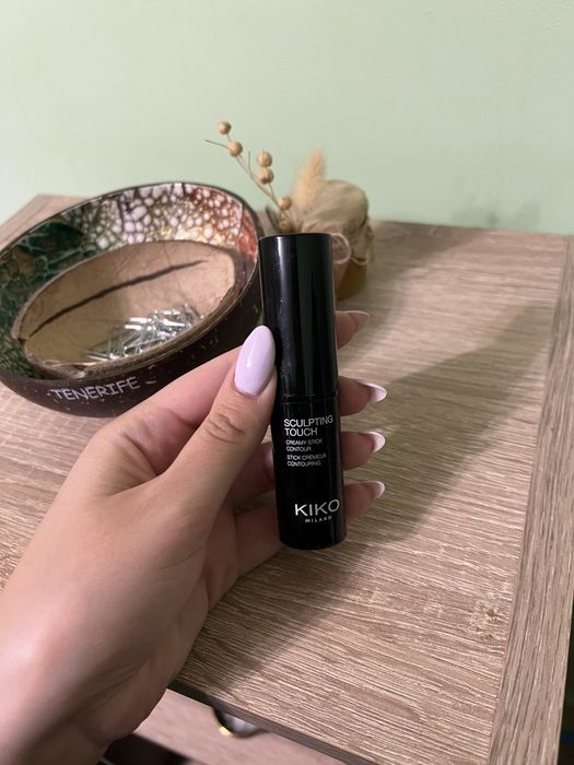 Контуриращ стик на  Kiko Milano-202