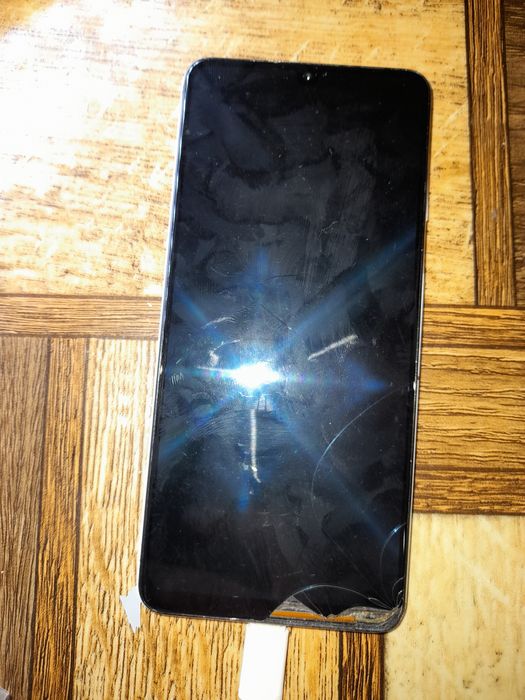 Самсунг а22, белый.