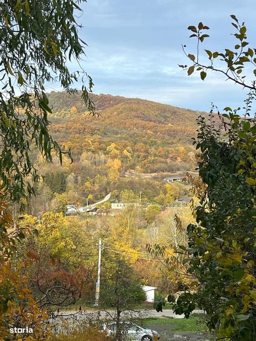 Vanzare cabana+ teren intravilan 1050mp, casa de vacanta/locuinta