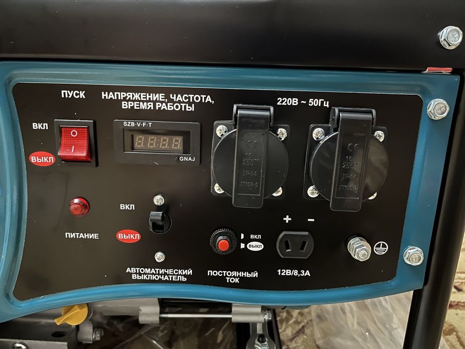 Бензогенератор Makita EG 6050A