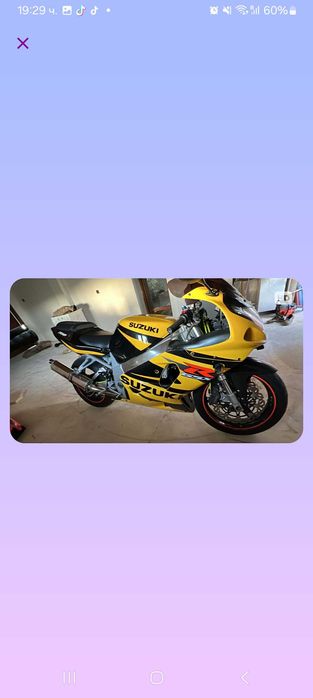 Модел: Suzuki GSX-R 750 K2 ​Година на производство: 2002 г. ​Кубатура: 749 кубика ​Мощност: 141 к.с. (Инжекцион) ​Скоростна кутия: Ръчна, 5-степенна