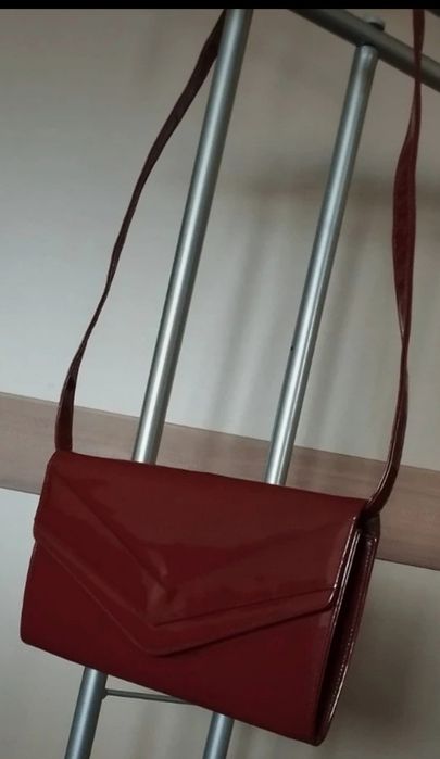Poșetă tip plic vintage piele lăcuită ,,Flacăra Roșie"