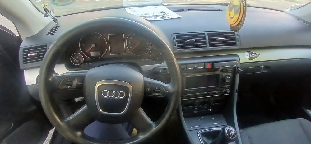 Vând Audi a4 în stare de funcționare an 2007.Preț 2500 Euro