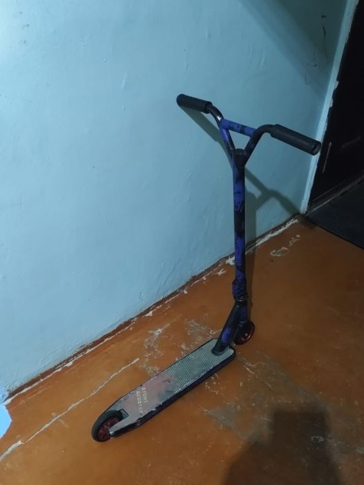 Продам самокаты и запчасти