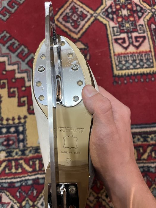 Коньки  профессиональные фигурные