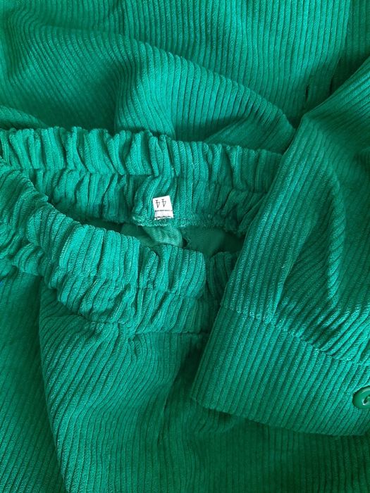 Продам куртку осень