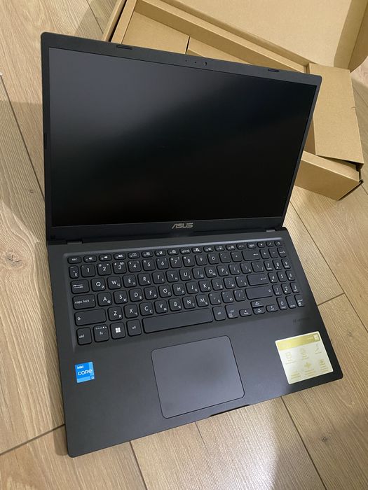 Ноутбук ASUS VIVOBook X1500EA