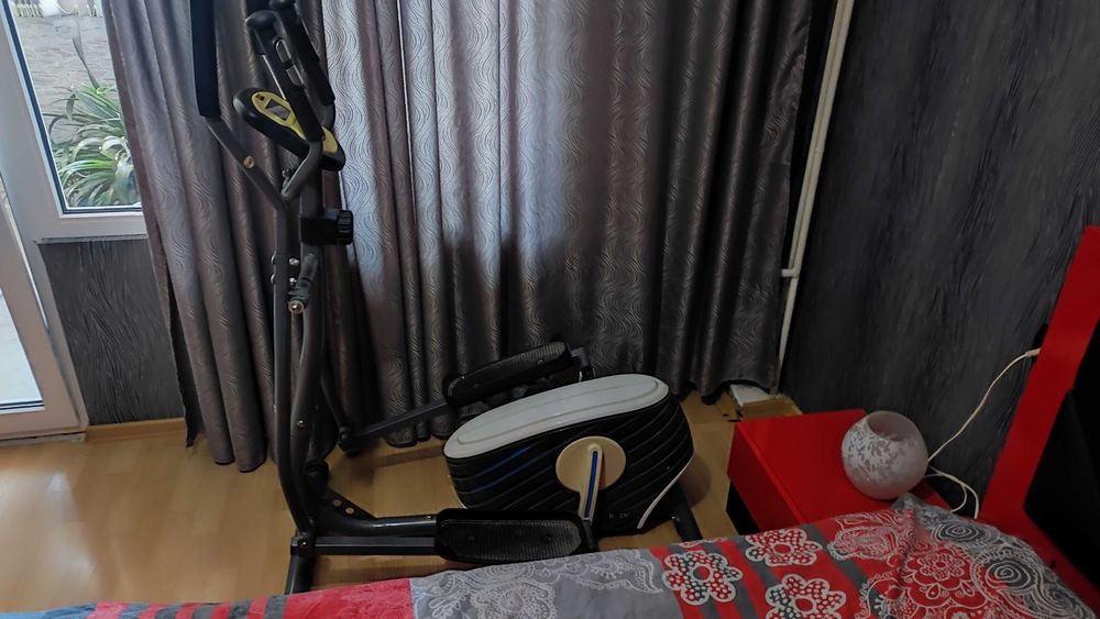 Продавам кростренажор