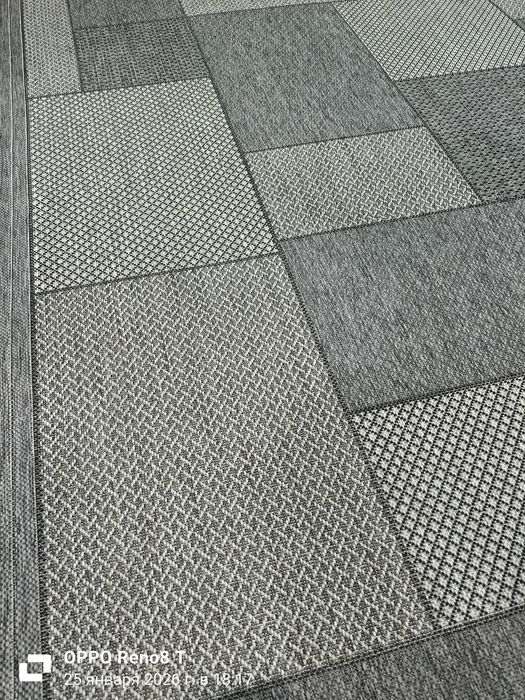 Продам ковёр без ворска!