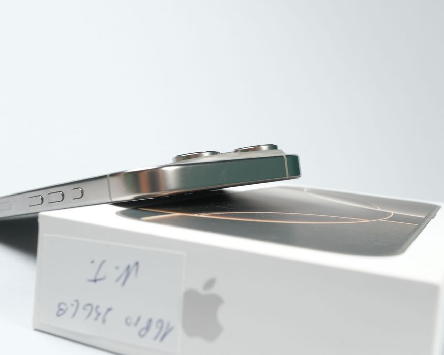 iPhone 16 Pro 256GB, Natural Titanium