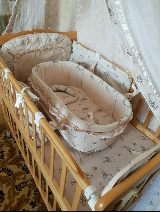 Продам детскую кроватку