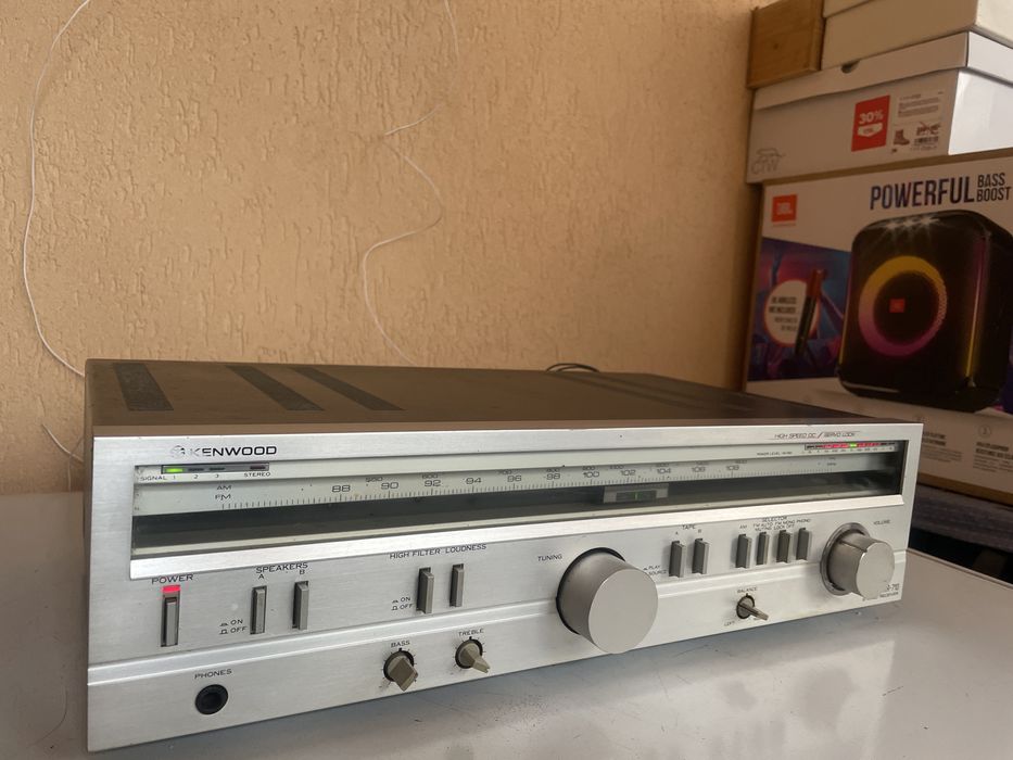 Amplituner Kenwood   KR. 710