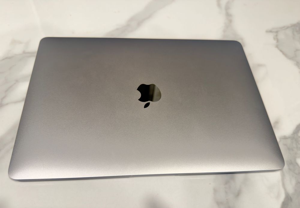 MacBook Air M1,256гб