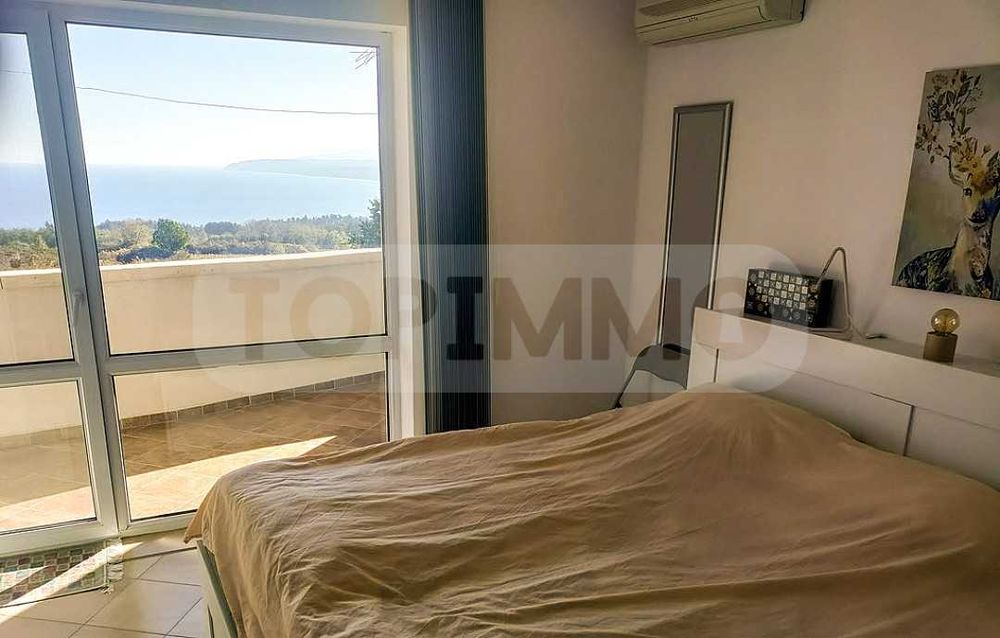 Продава се Двустаен апартамент в Бяла - 90 кв.м за 734 €/кв.м - Снимка #9