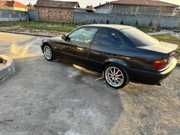 Бмв 316 със зимни гуми.