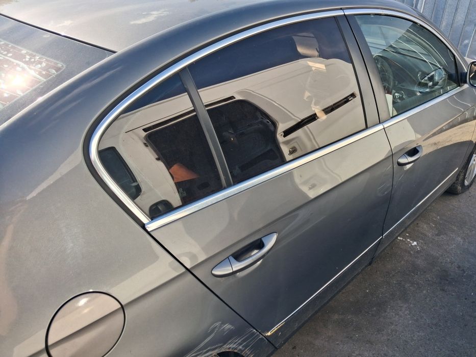 Usa dreapta spate vw Passat b6 2007
