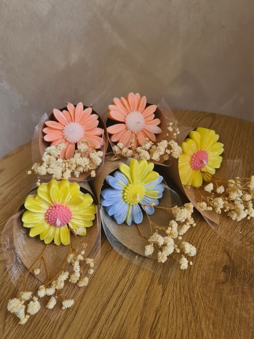 Букет от соеви свещи