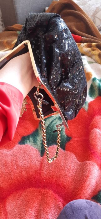 Сумочка с паетками