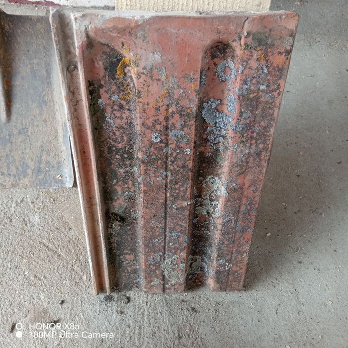 Vand țiglă cu 2 ciocuri