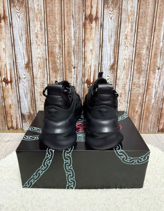 *PREMIUM* Versace Chain Reaction Black