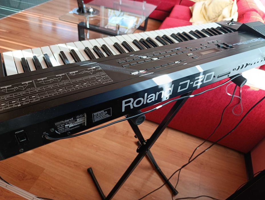 Roland D20 дигитален синтизатор