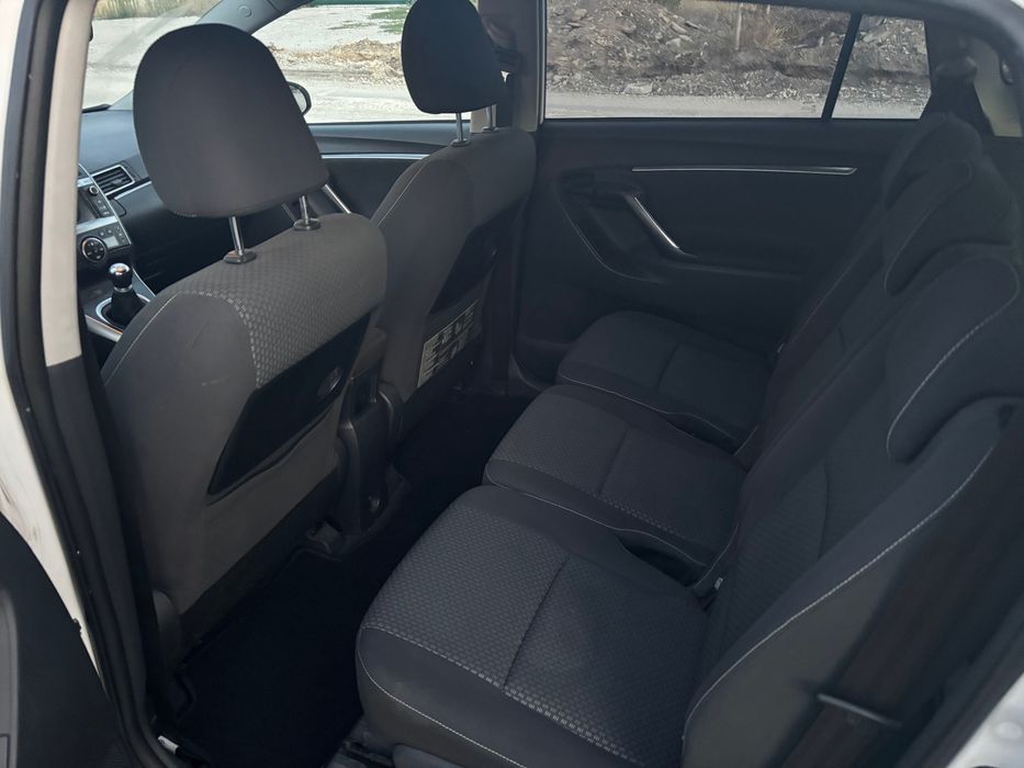 Toyota Verso   2.0 D4D 125 коня 2014