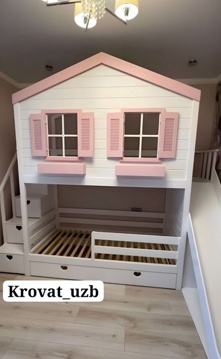 Двухъярусная кровать