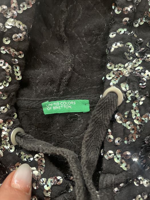 Дамско горнище изцяло в пайети