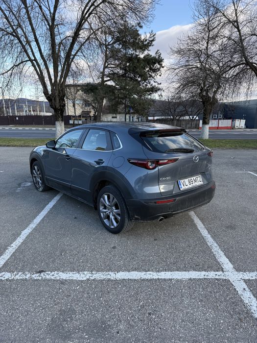 Mazda Cx30. hibrid