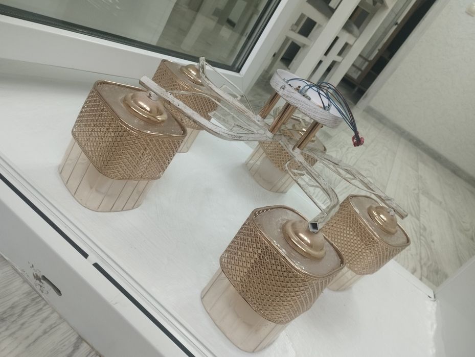 Люстры в отличном состоянии