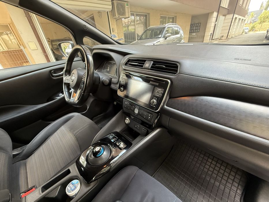Nissan leaf - електрически
