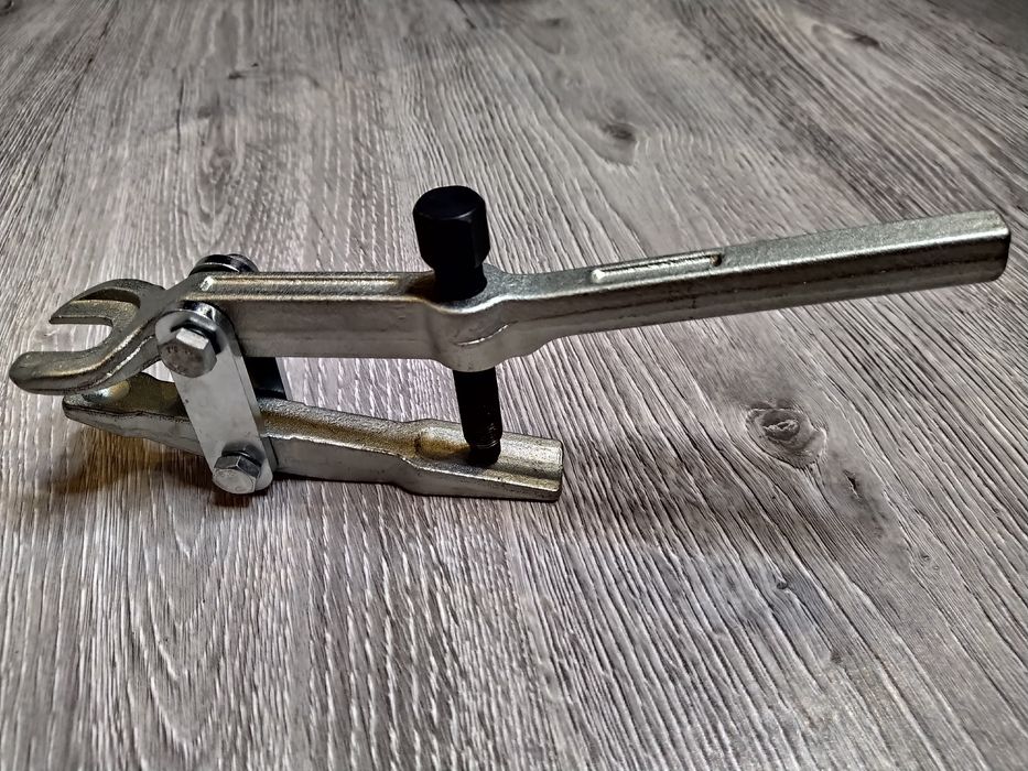 Presa pentru pivoti si capete de bara