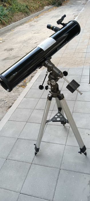 Телескоп Meade 114/930 пълен комплект с екваториална монтировка EQ