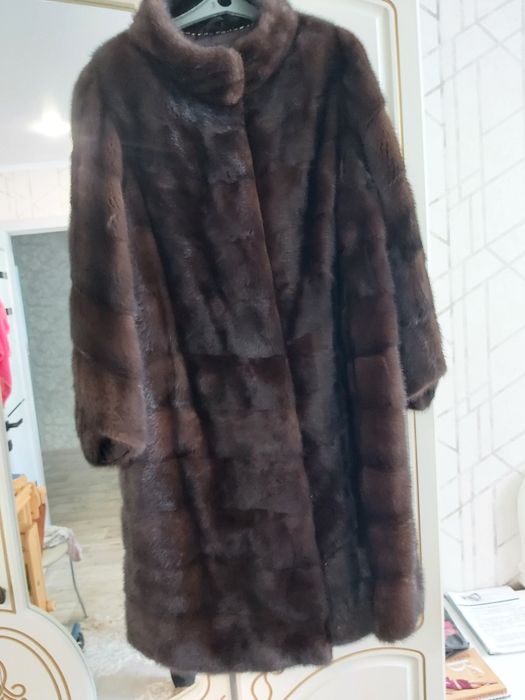 Продам норковую шубу