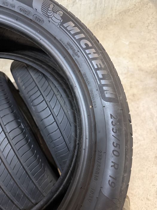 235/50/19 Michelin 4 бр дот21