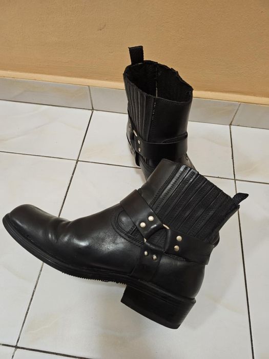 Боти естествена кожа