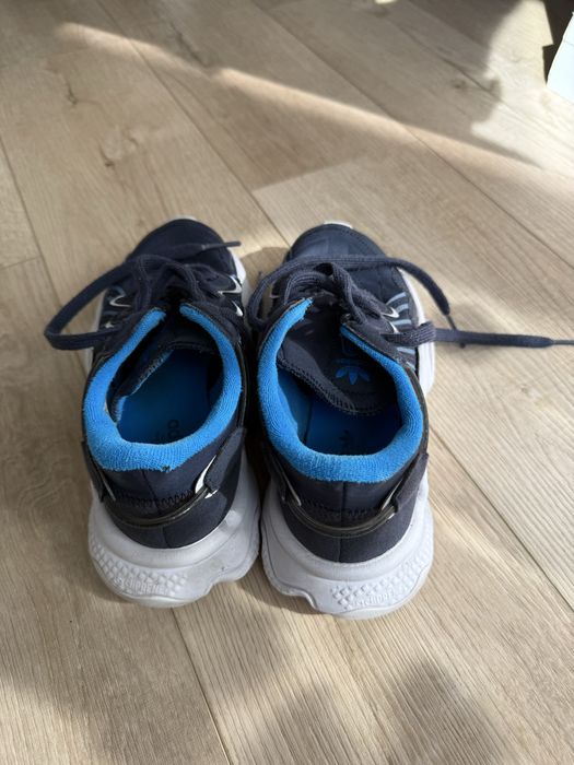 Adidas , marimea 36 si 2/3