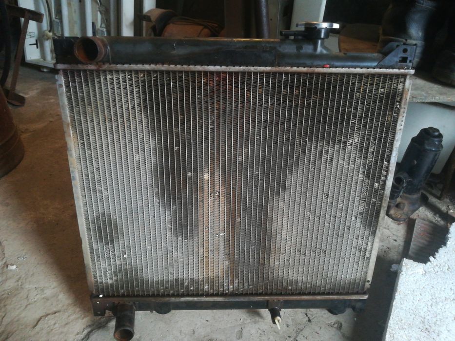 Радиатор охлаждения Сузуки