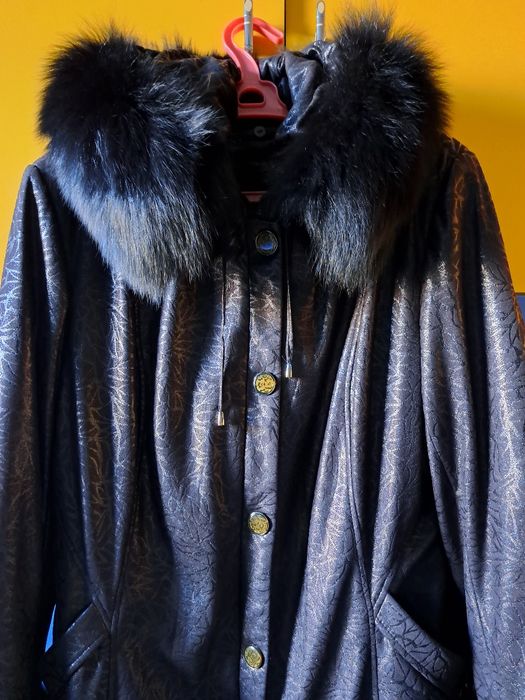 Продаю  тёплую  куртку