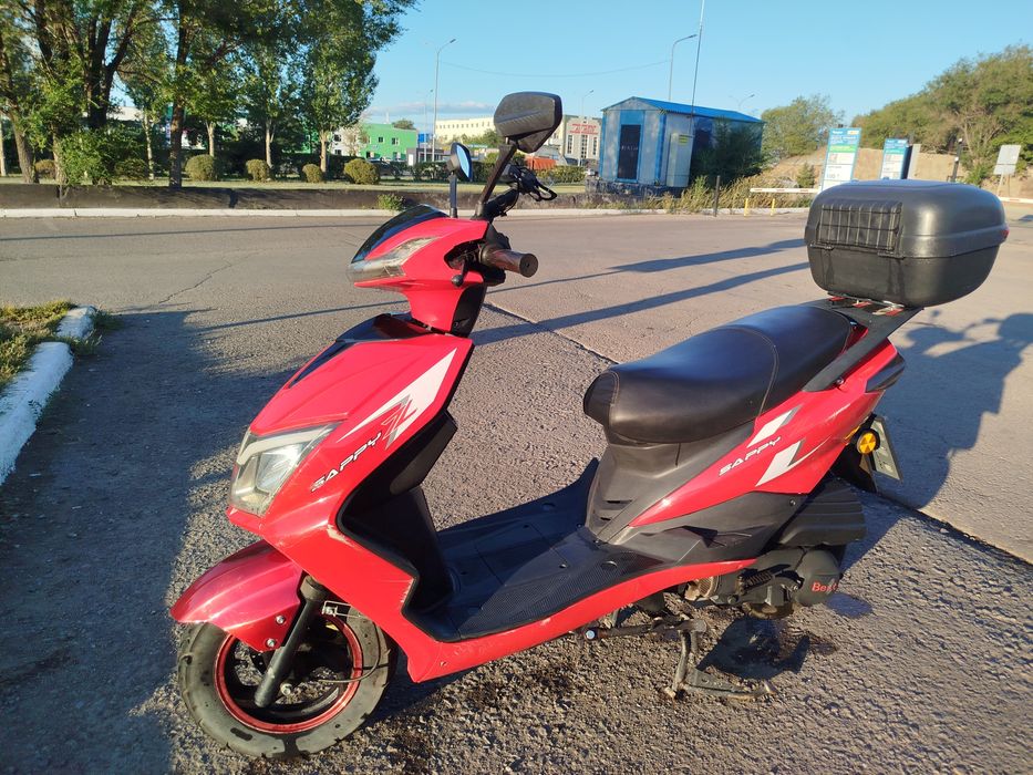 Продам скутер сапия