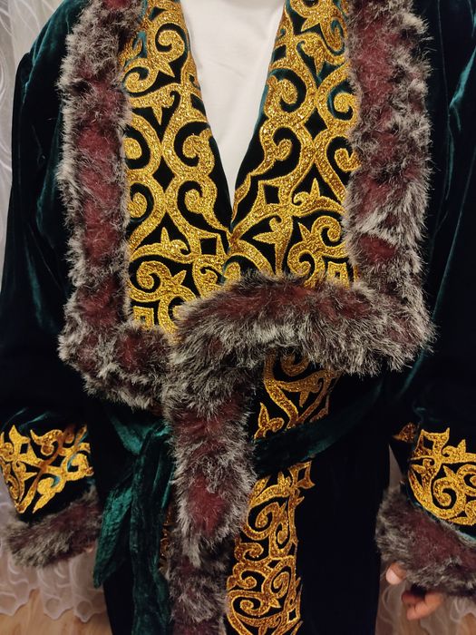 Продам национальные костюмы